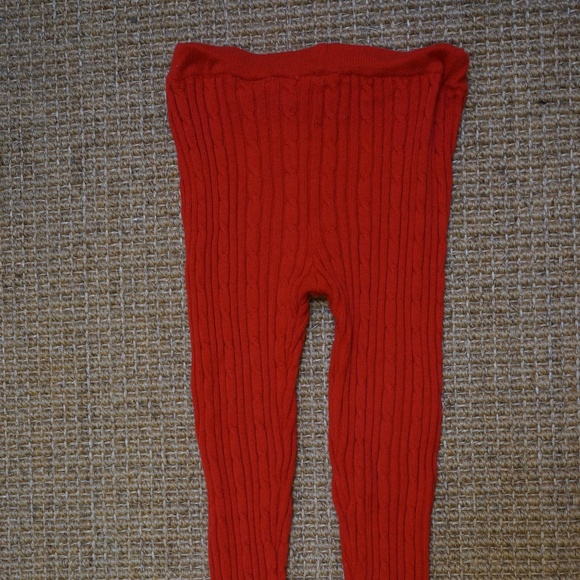 Girls Size 4 Joe Fresh Red Cable Knit Leggings - Picture 3 of 3